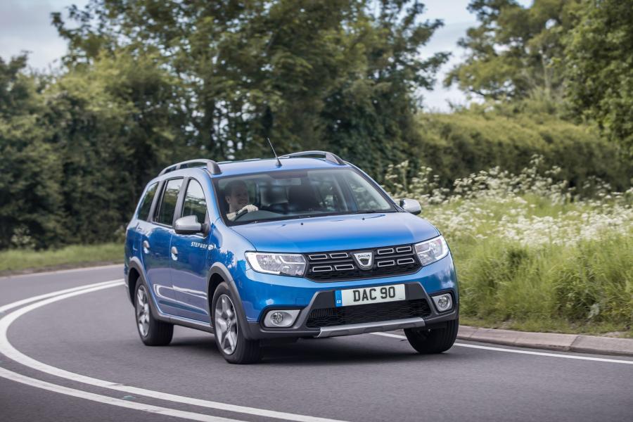  Dacia Logan MCV Stepway 2017 года  (UK) (фото 35 из 40)